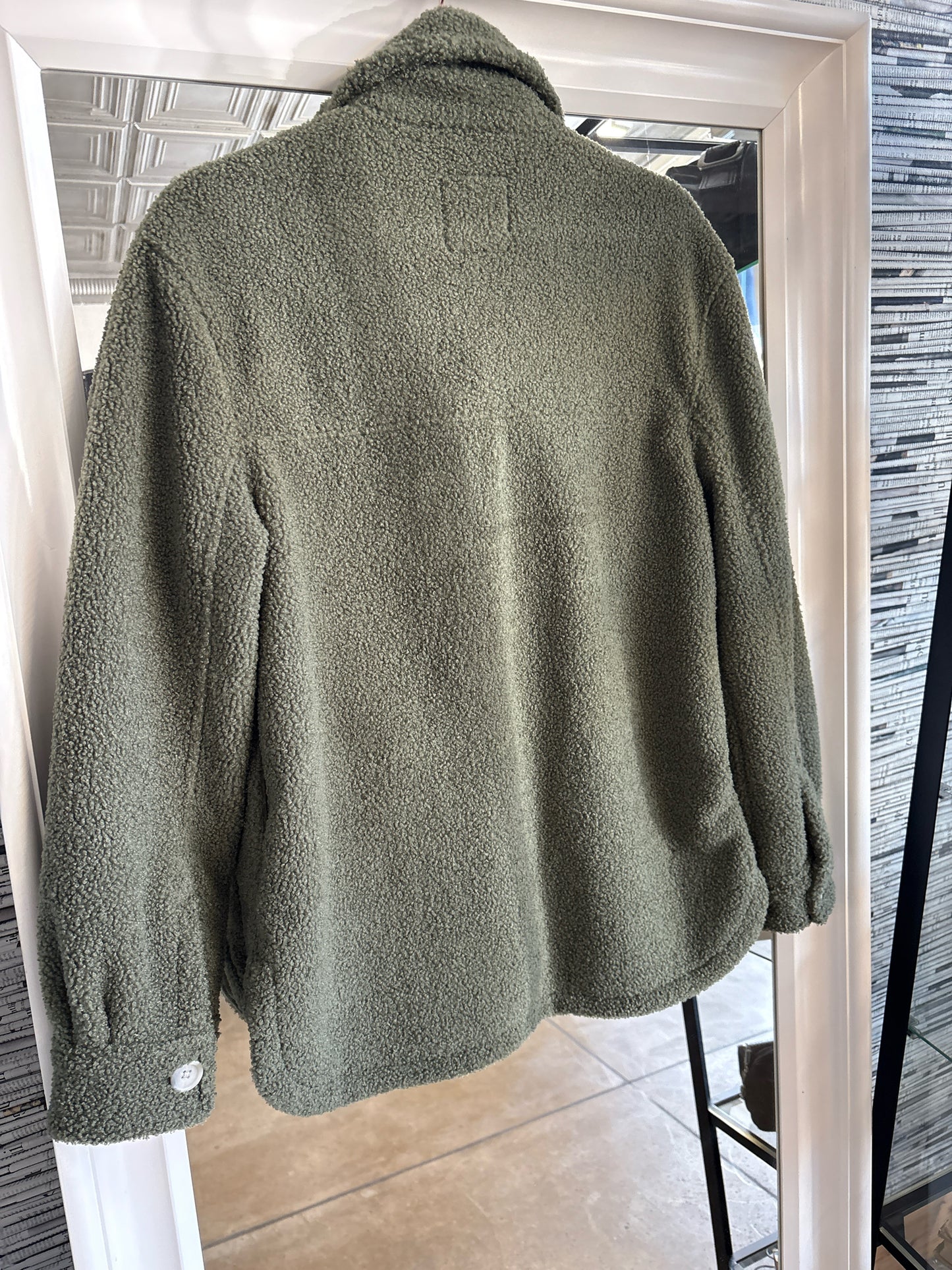 Abercrombie & Fitch Size XS Olive Fuzzy Shacket