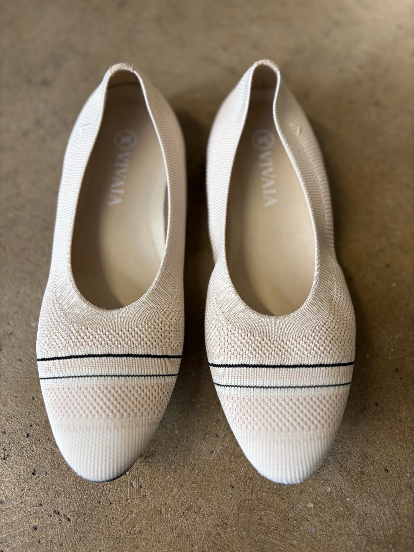 Vivaia Shoe Size 41 Cream ballet Flats