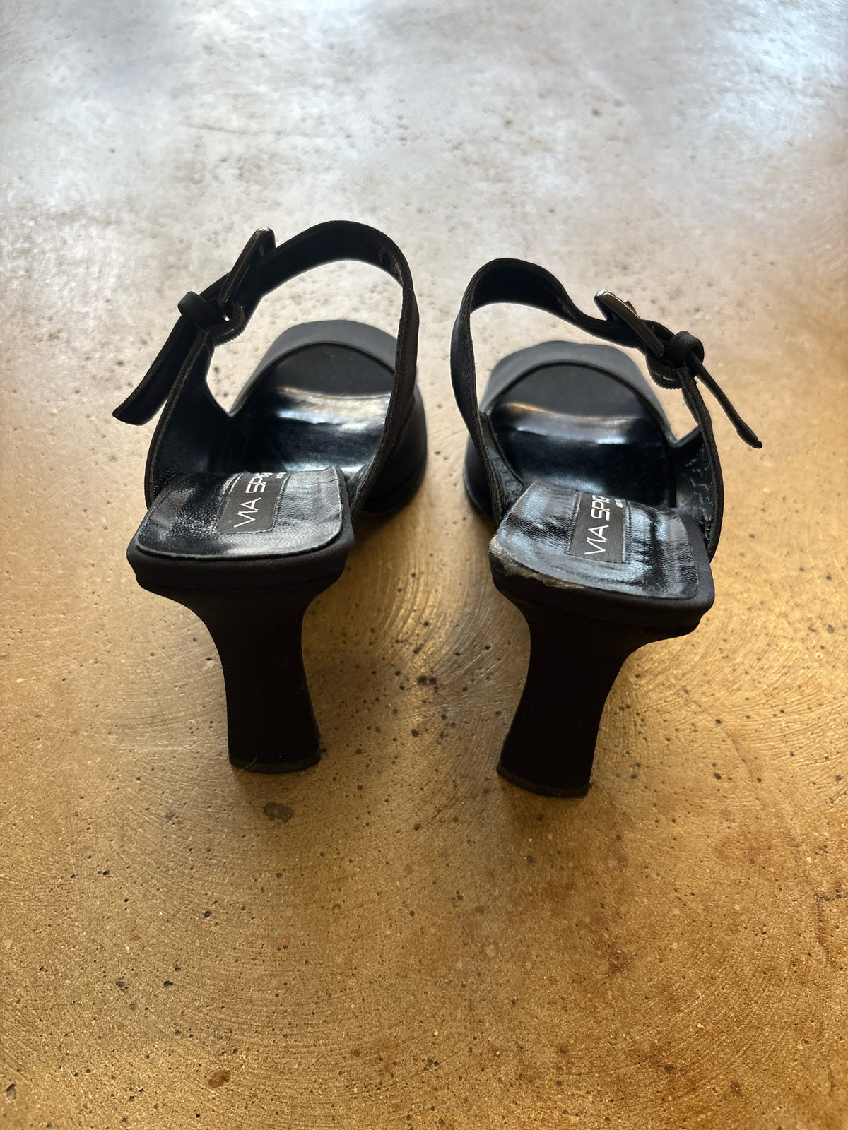 Via Spiga Shoe Size 8 Black Sandals