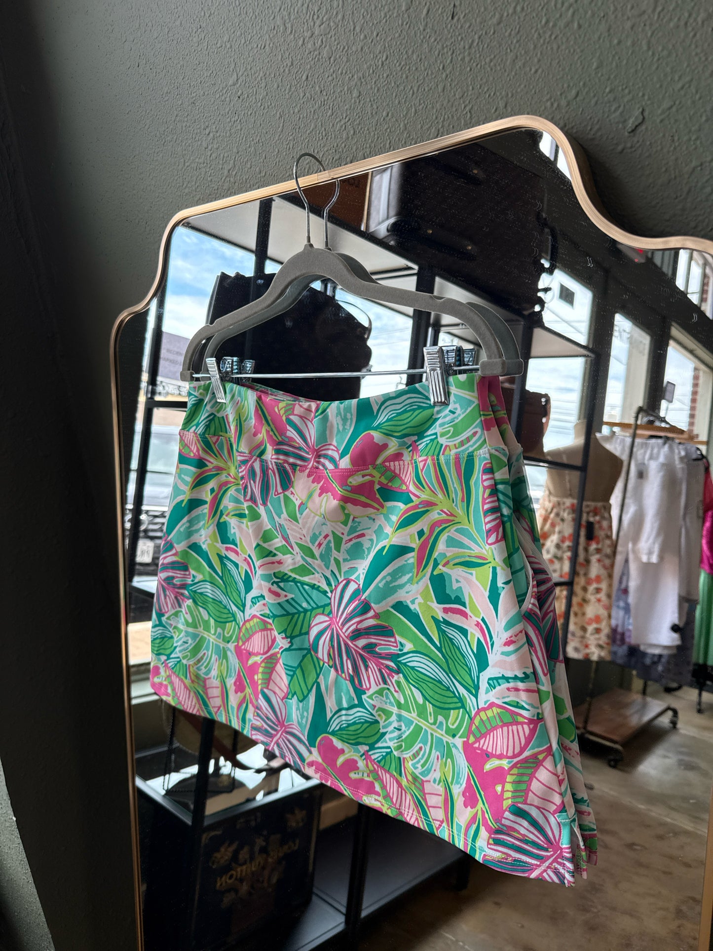 Sigrid Olsen Size L Green/Pink Skort