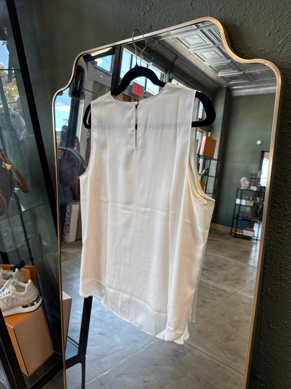 Banana Republic Size L White Top