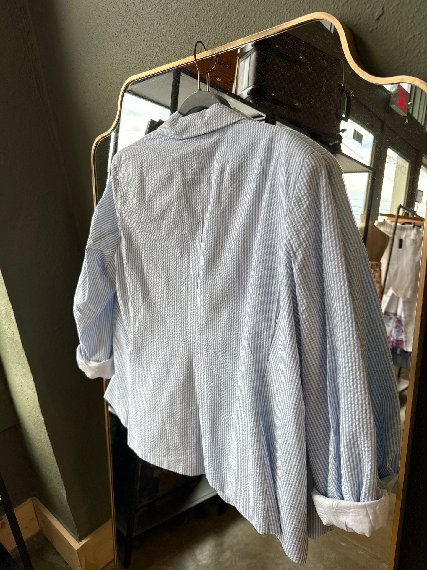 Free Assembly Size XL Blue/White Blazer