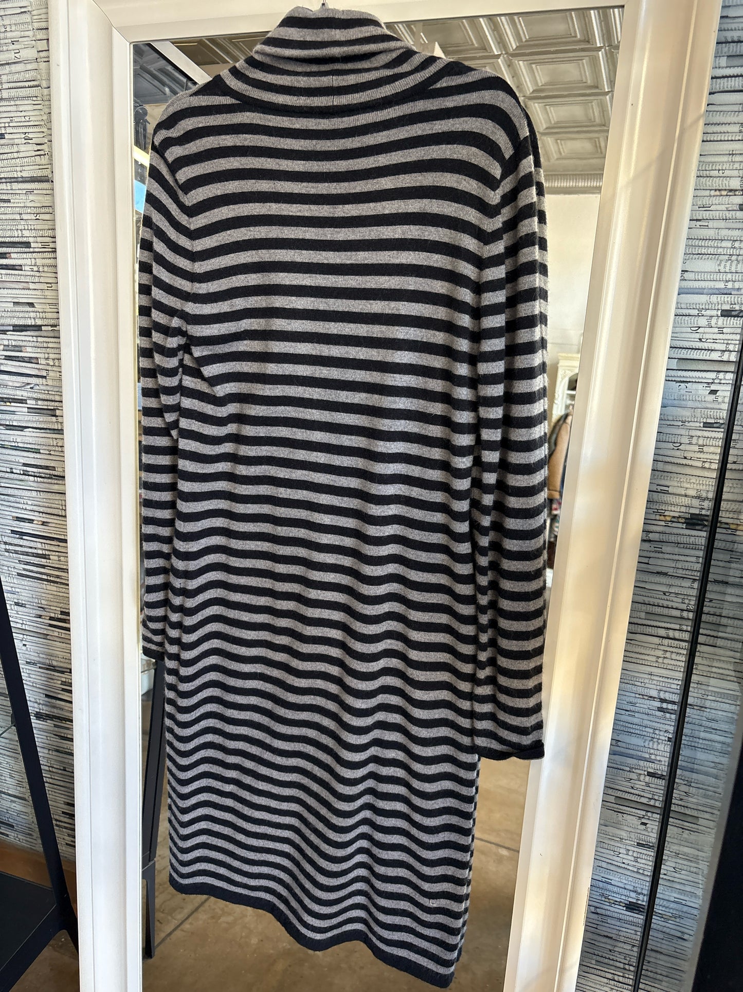 Cremieux Size L Dress