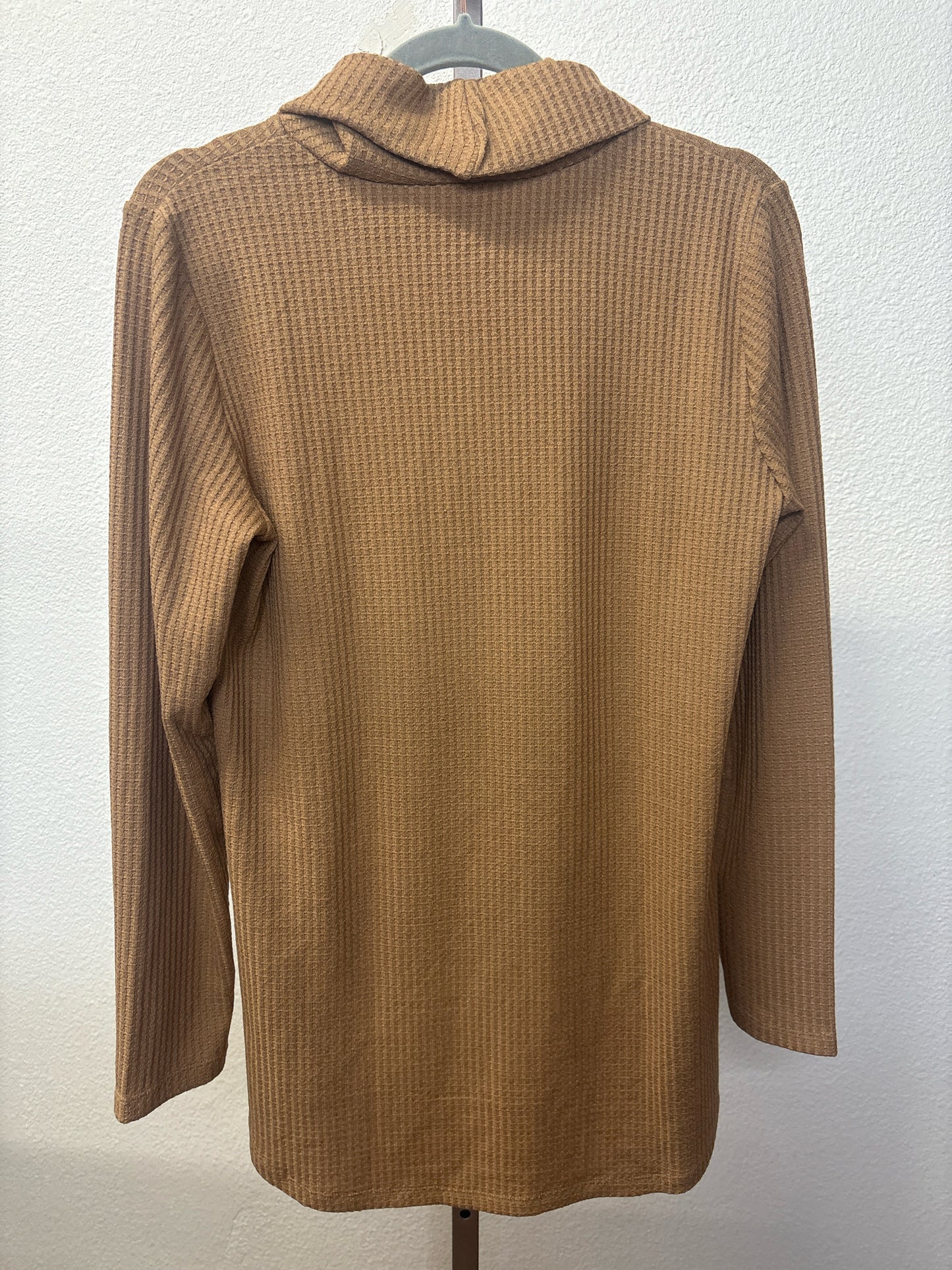 Susan Graver Size M Tan waffle Top