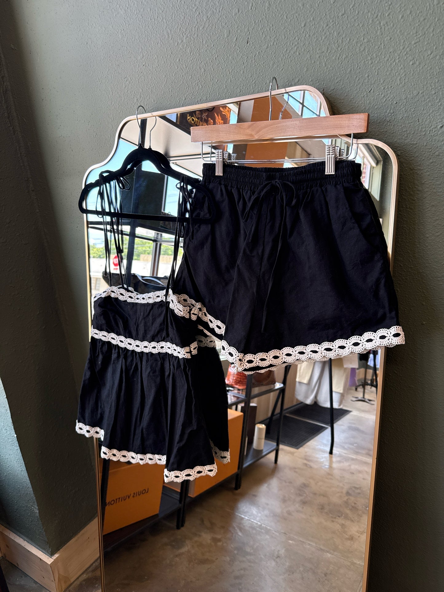 Fortunate One Size S Black Two Piece Set