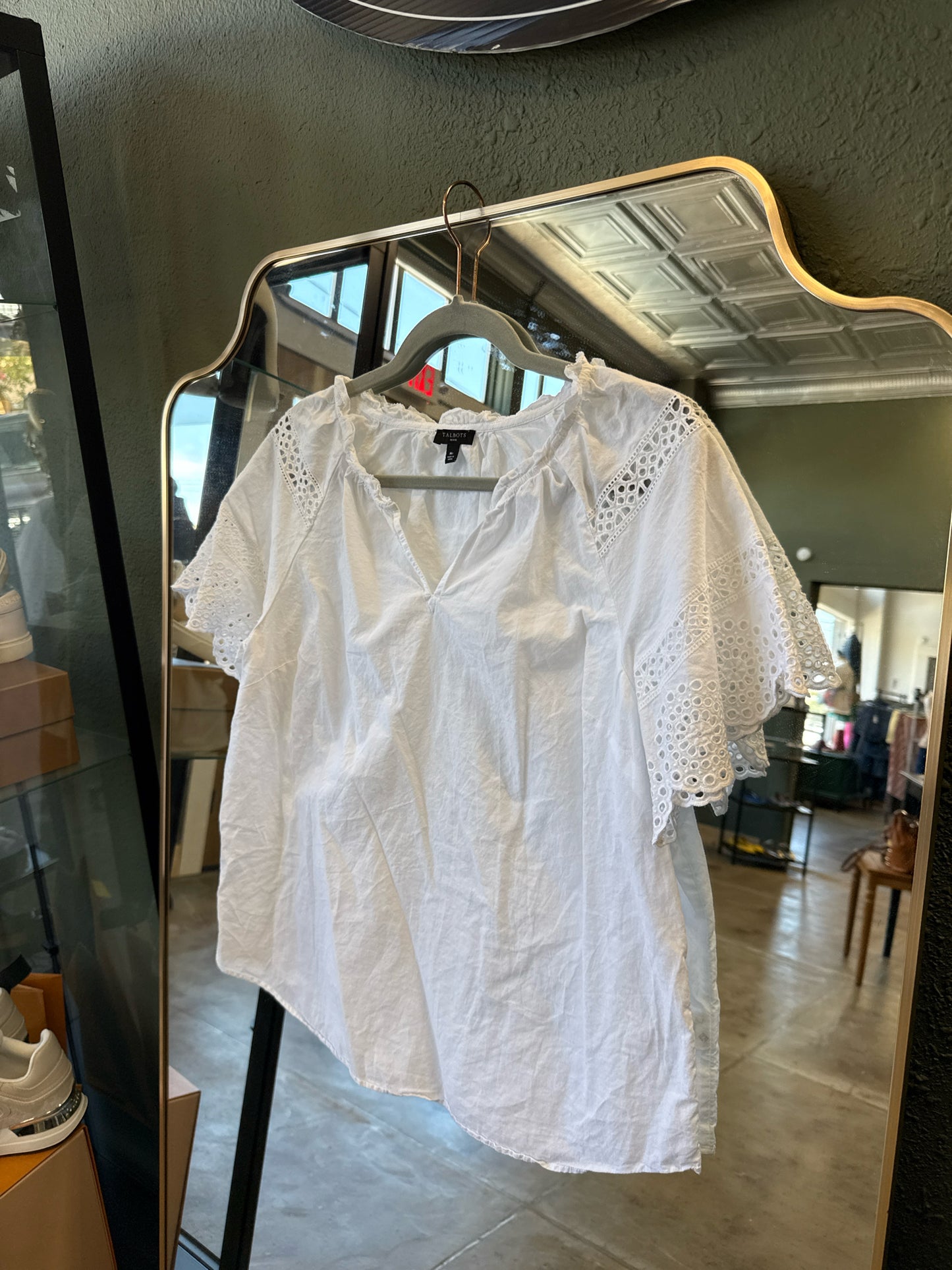 TALBOTS Size MP White Top