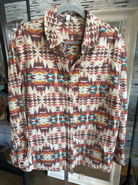 Mountain and Isles Size M Top