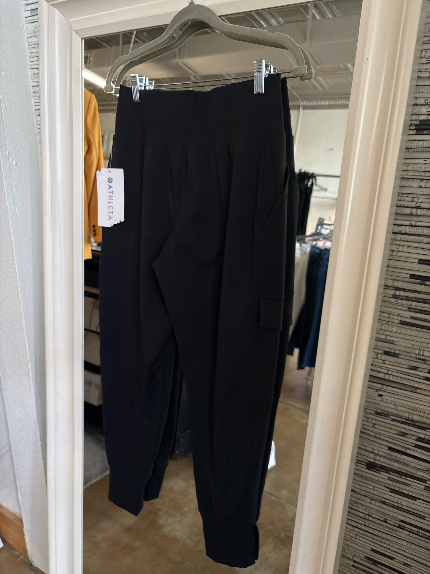 ATHLETA 4P Black Pants