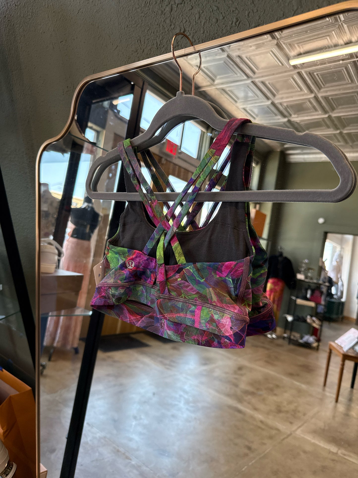 Lululemon Size 2 Green/Purple Sportsbra