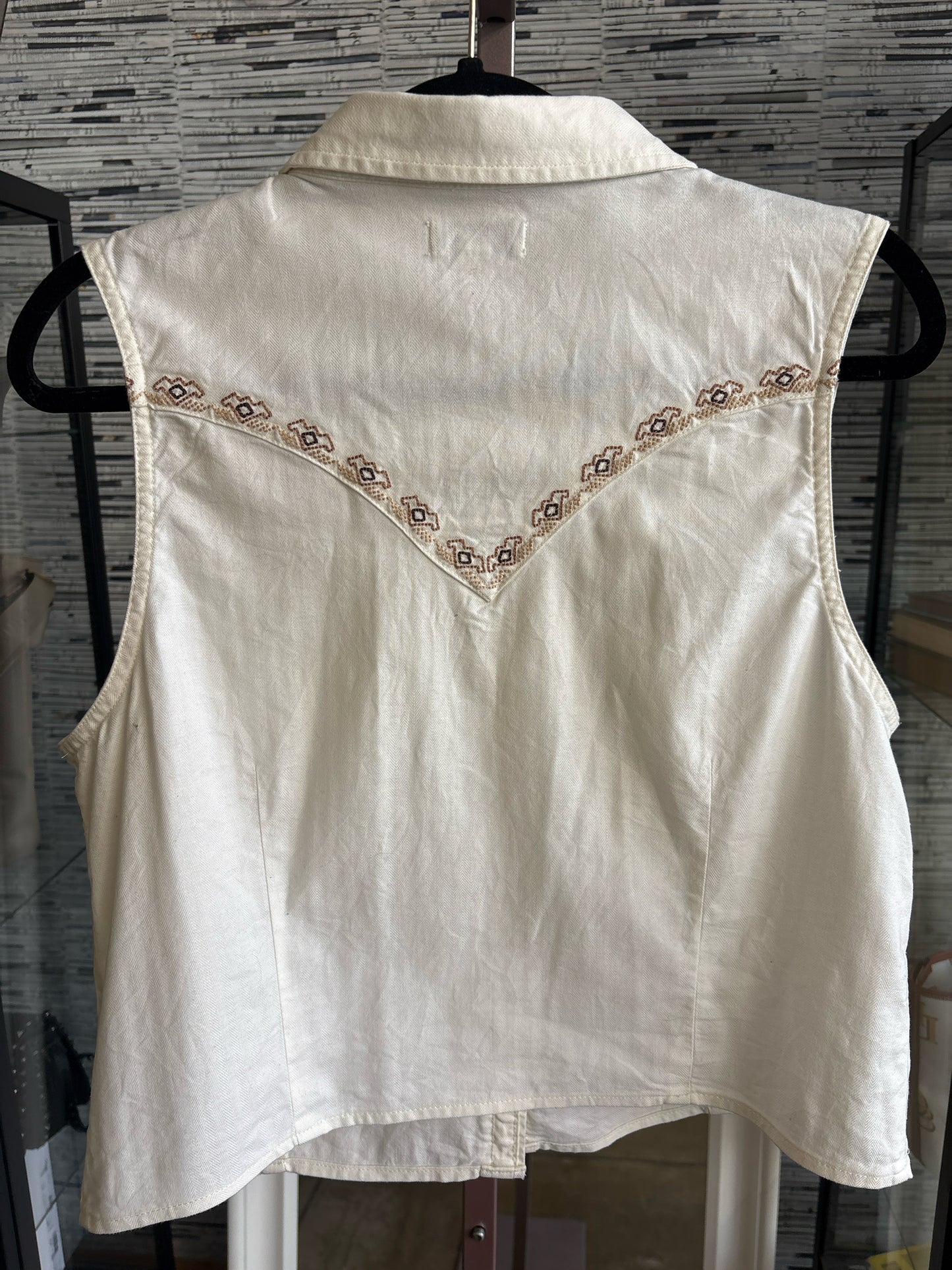 wrangler Size L Top