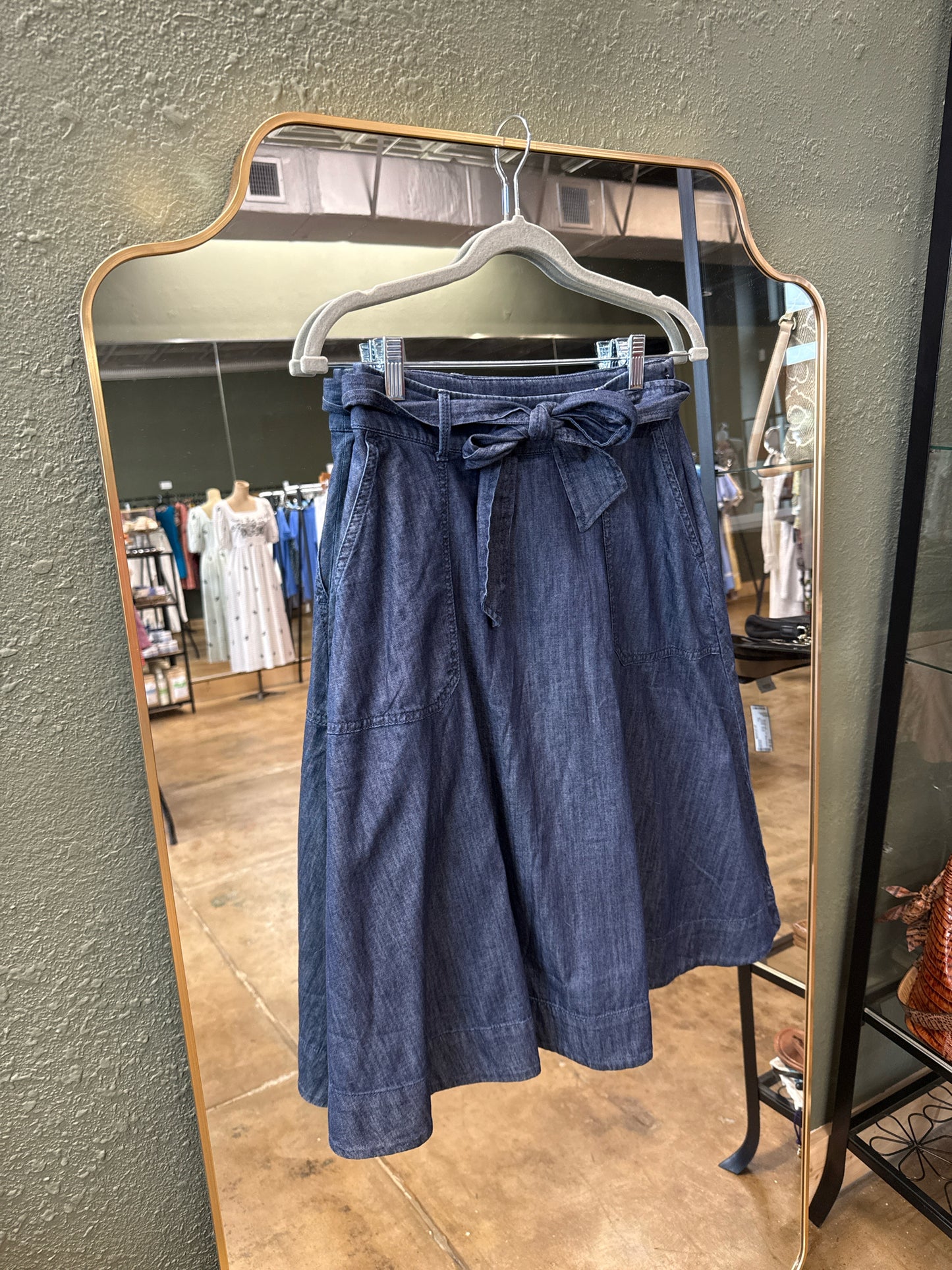 TALBOTS Size 2P Denim Skirt