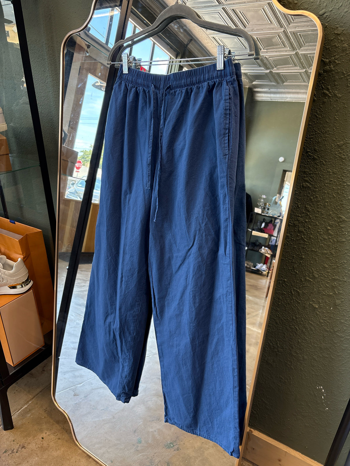 Size M Navy Top & Pant Set