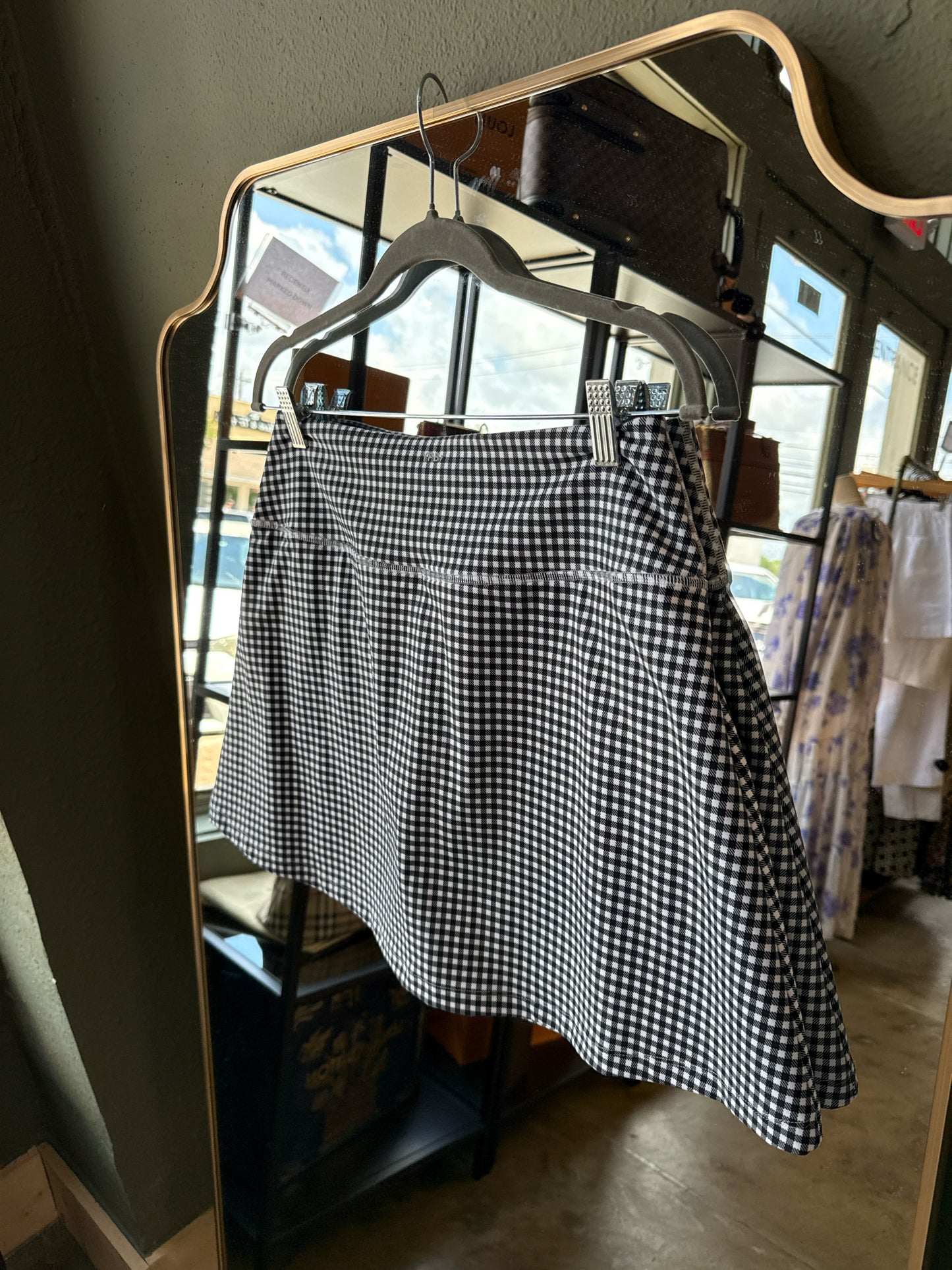 YPB Size L Black/White Skort