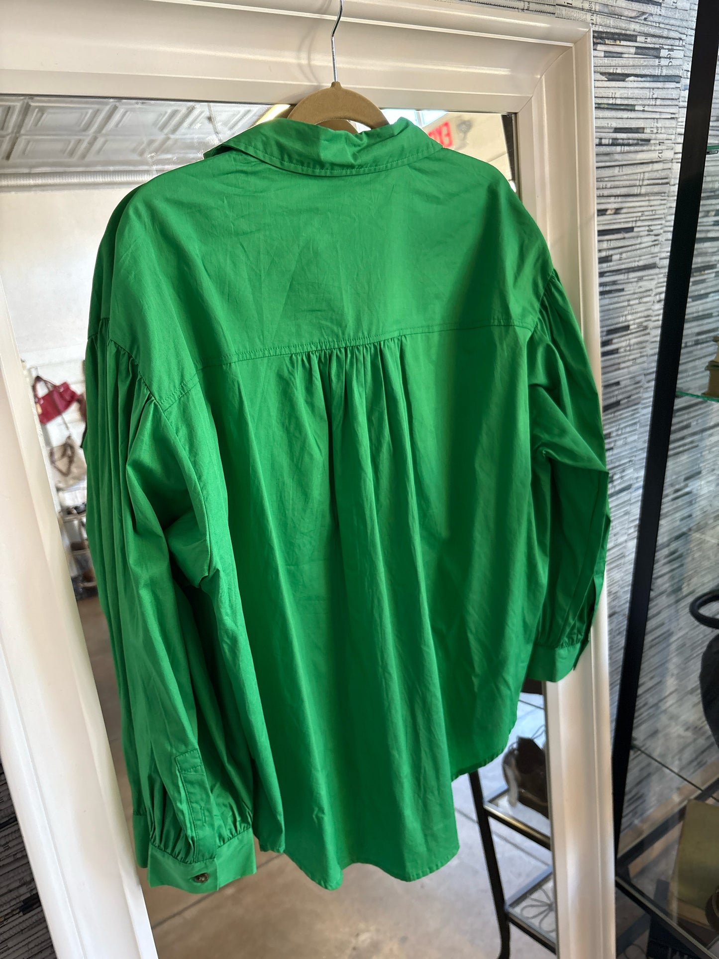Listicle Bright Green Top