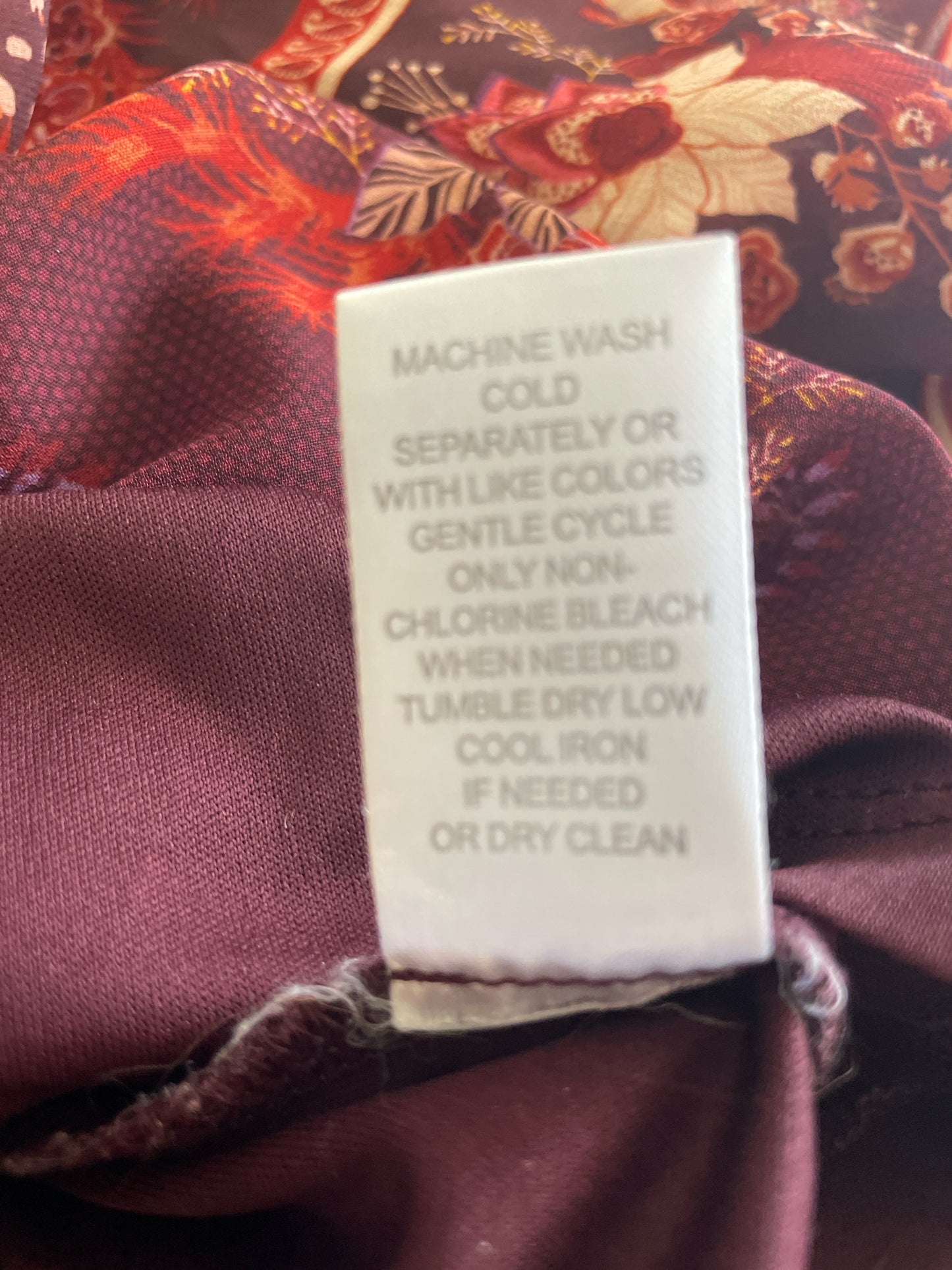 Chelsea & Theodore Size M Wine/Multi Top