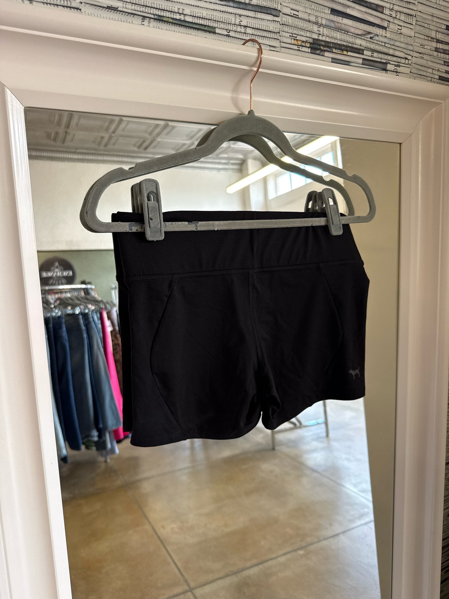 PINK Size S Black Shorts