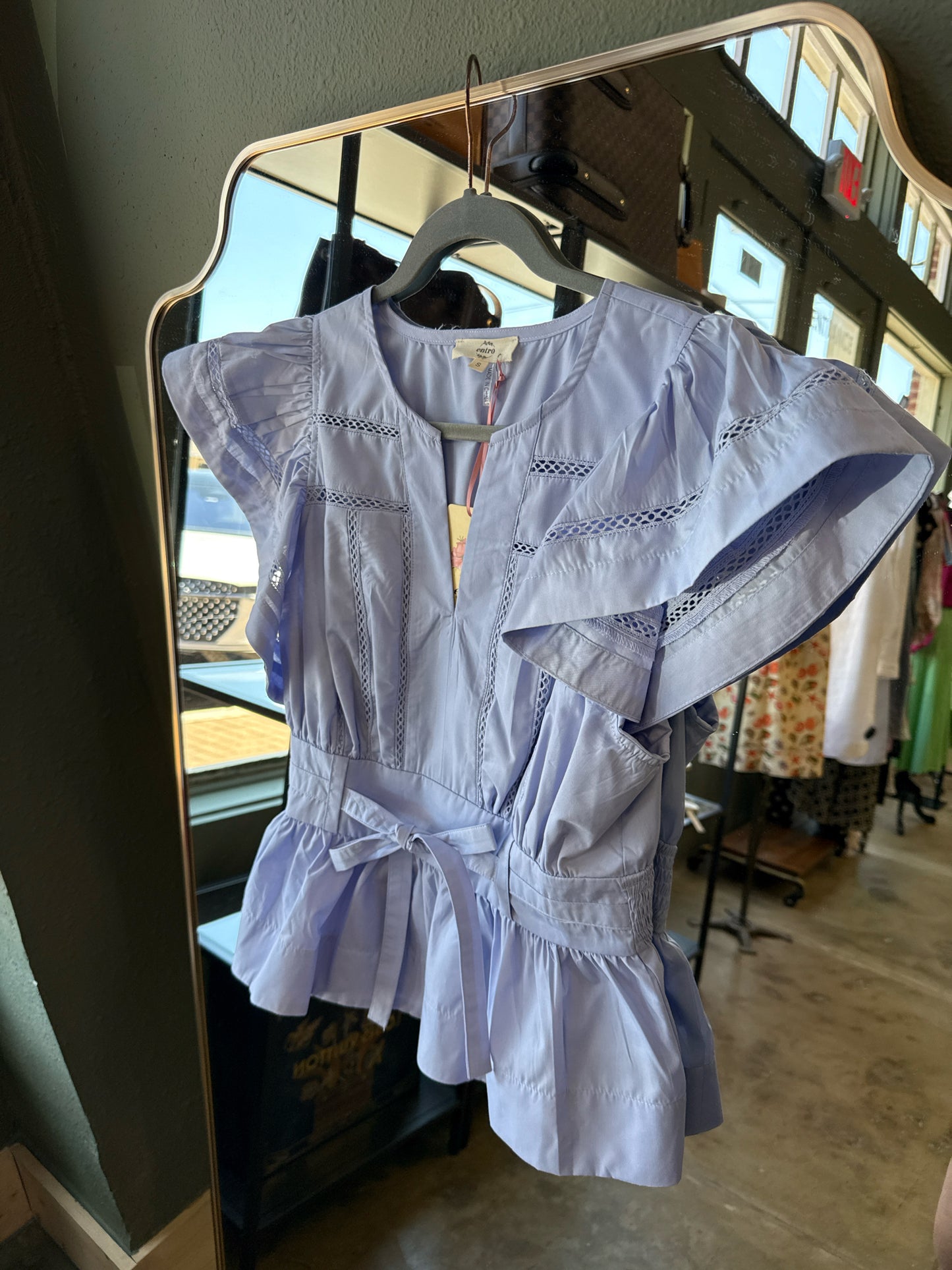 entro Size S Periwinkle Top