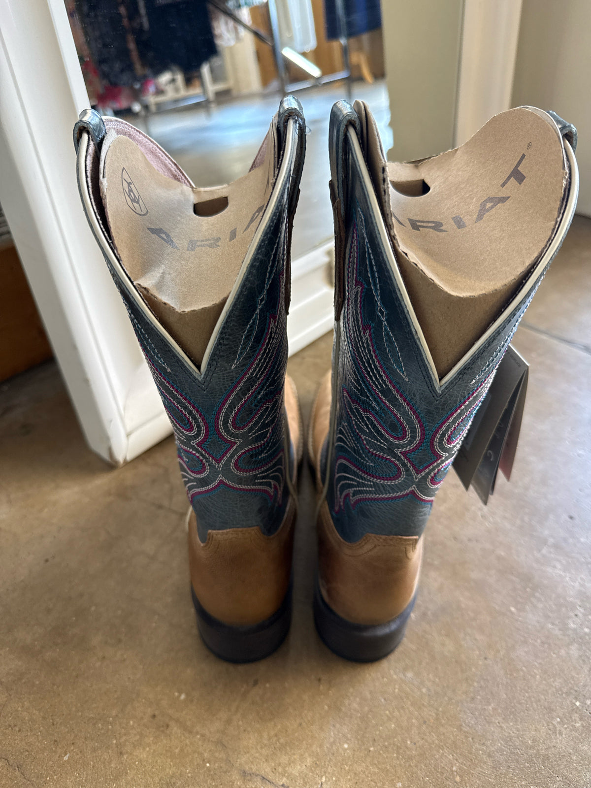Ariat Shoe Size 9 Brown/Teal Boots