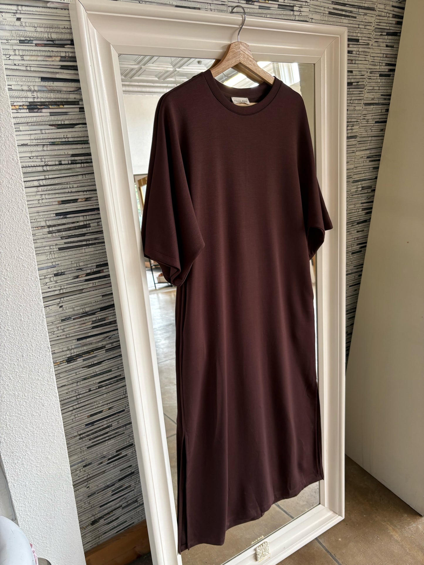 entro Size M Brown Dress