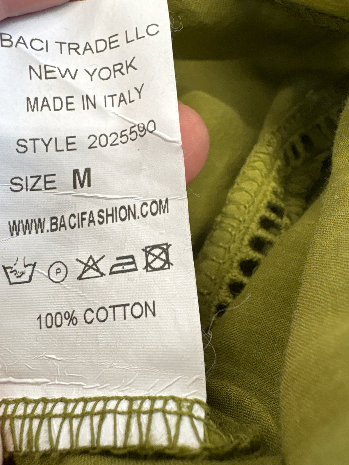 Baci Size M Olive Green Top