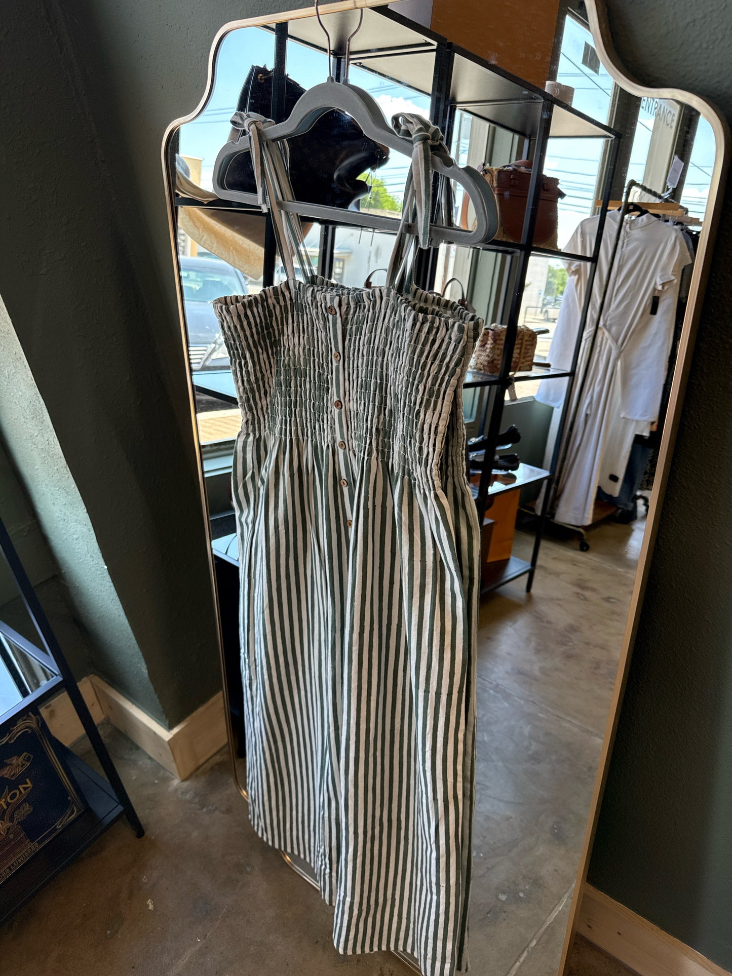 India Collection Size M/L Green/White Dress