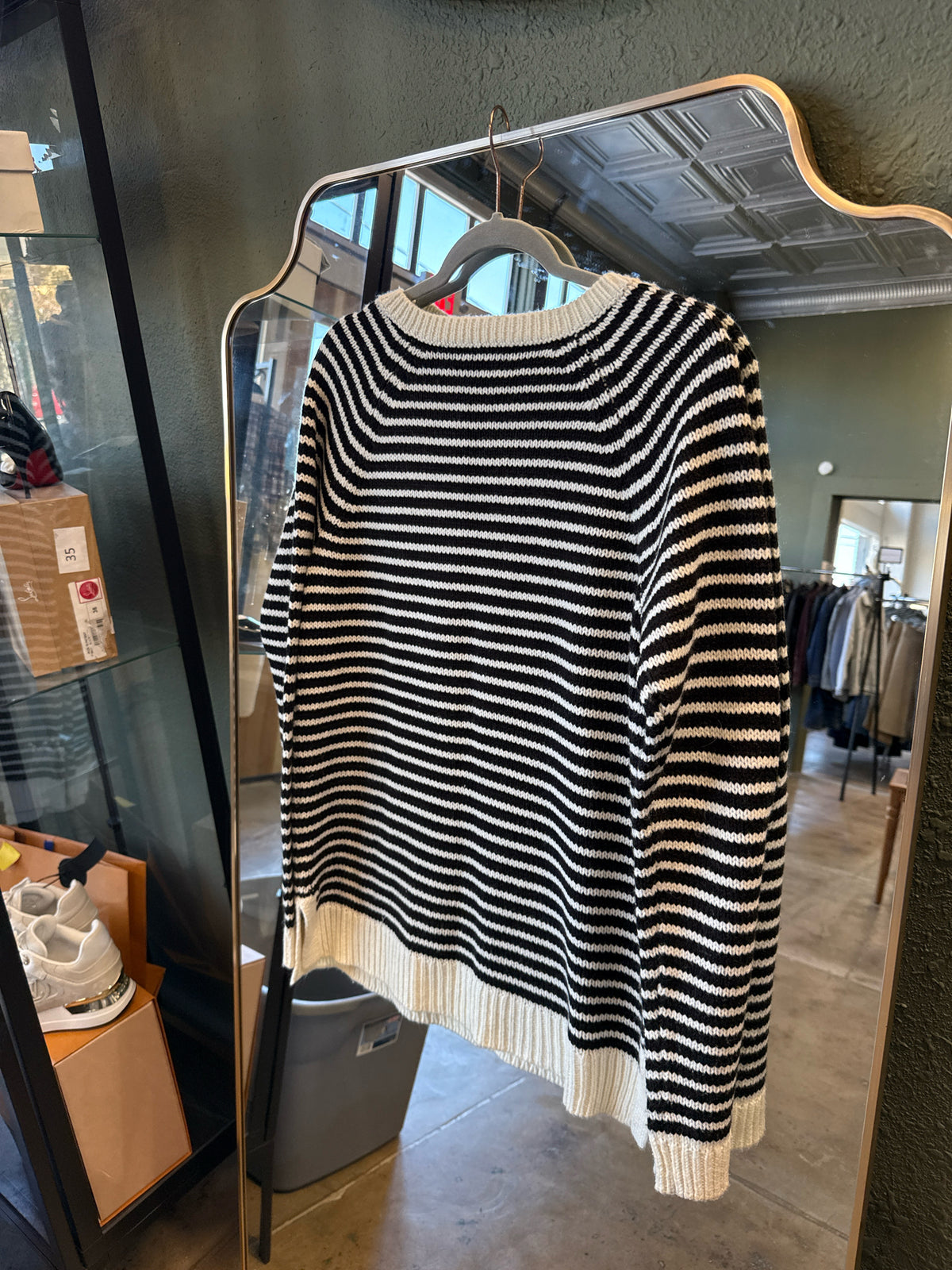 GAP Size M Sweater