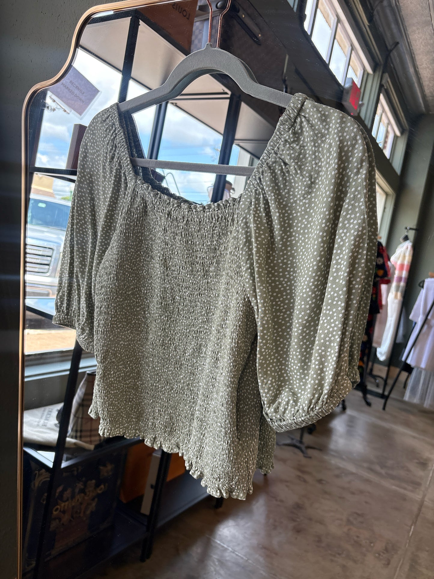LOFT Size XS green and white Top