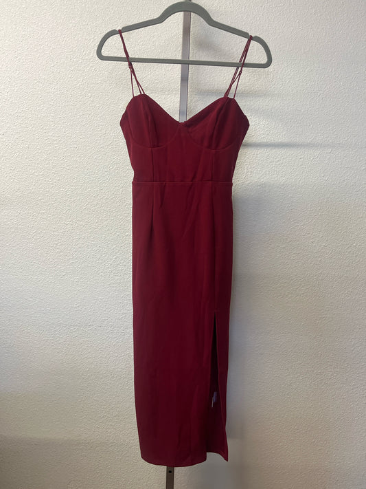 Hello Molly Size 6 burgandy spagetti strap Dress