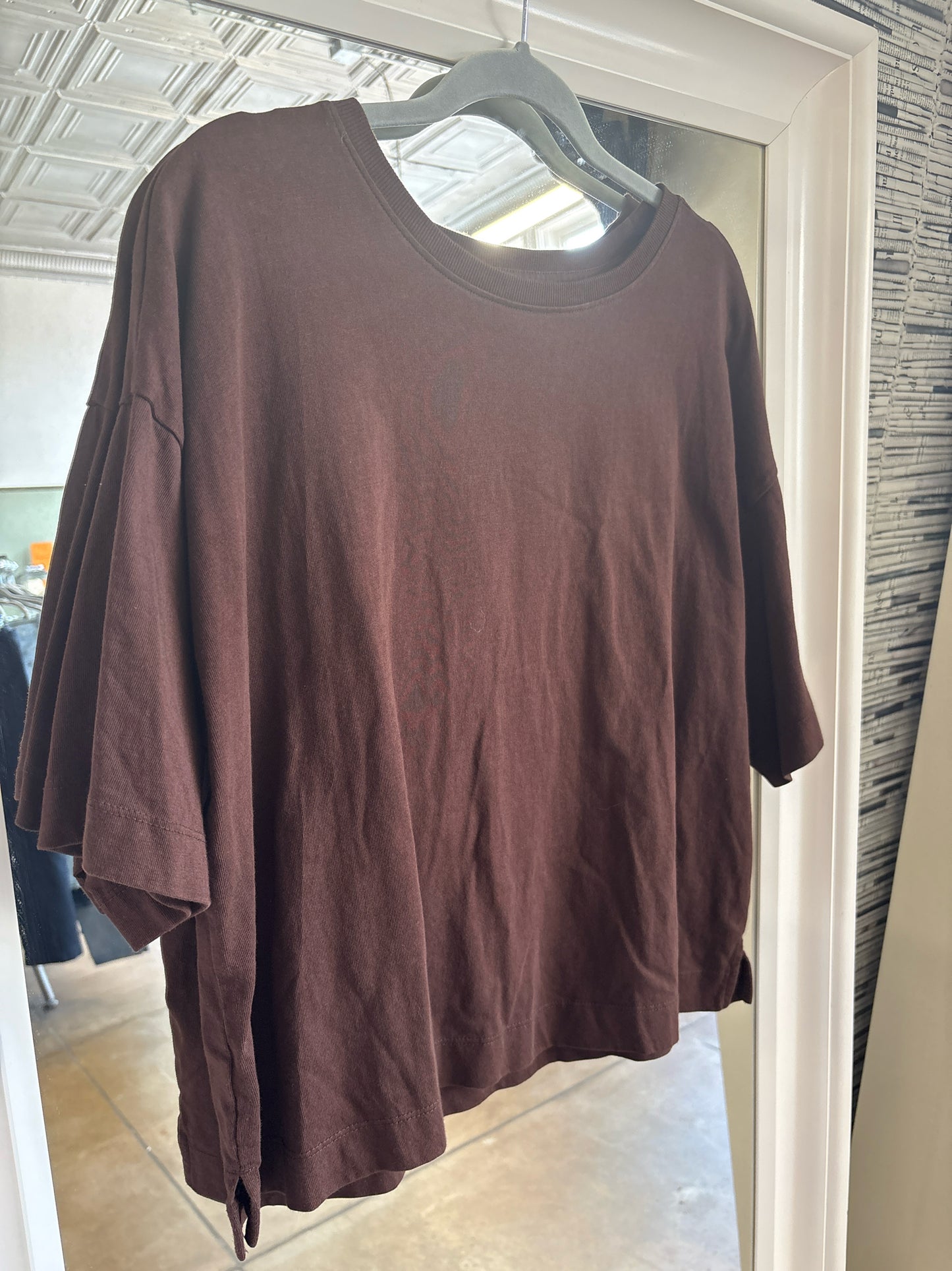 LOFT Size XL chocolate Top