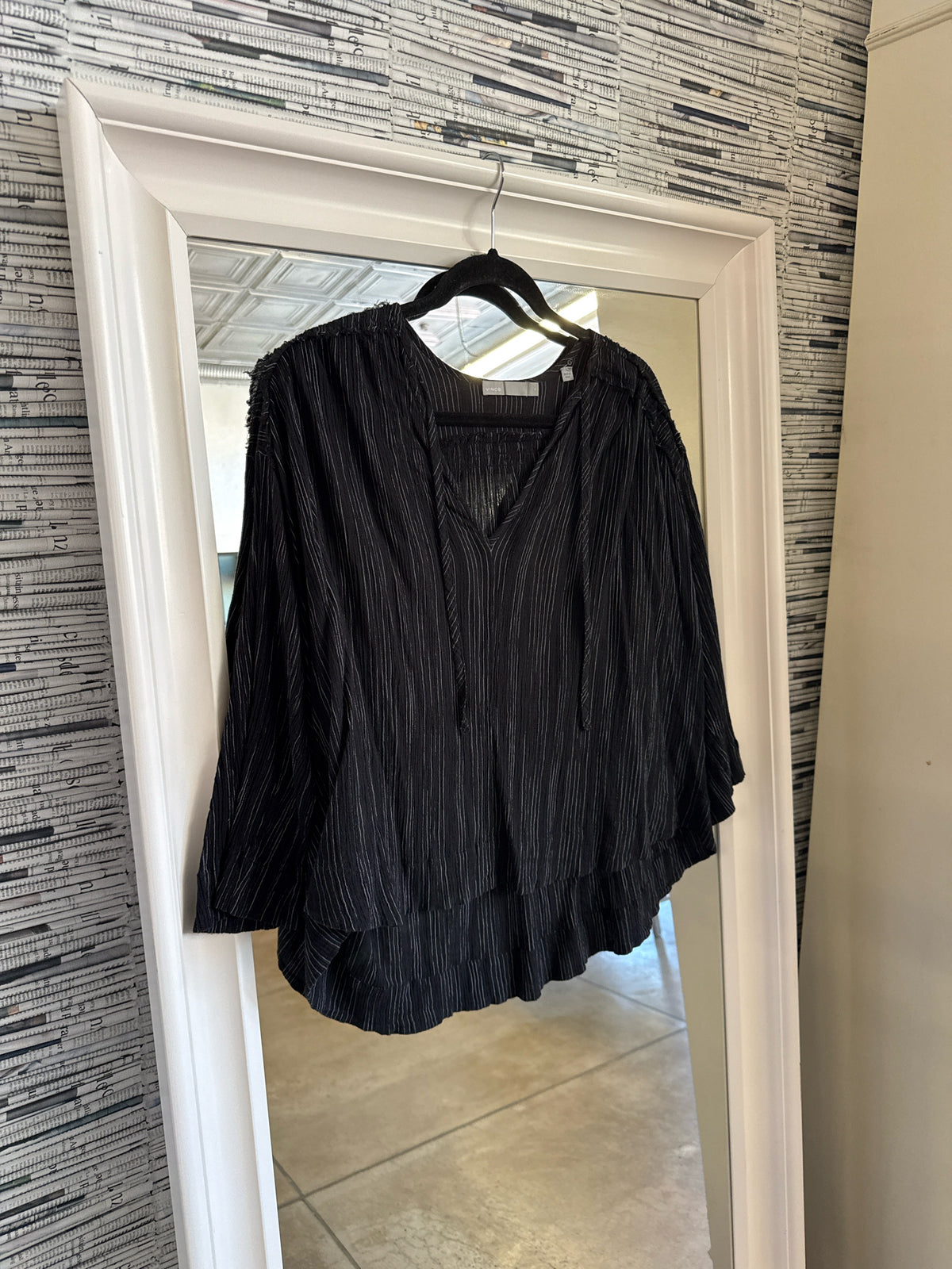 Vince Size M Black Top