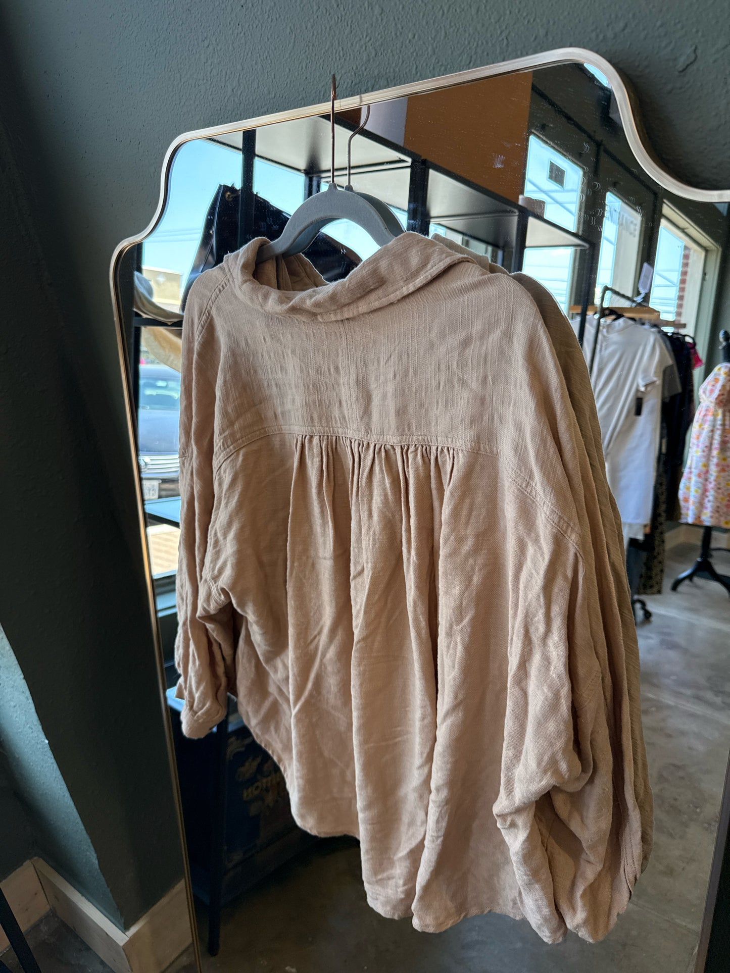 In Loom Size L Tan Shacket