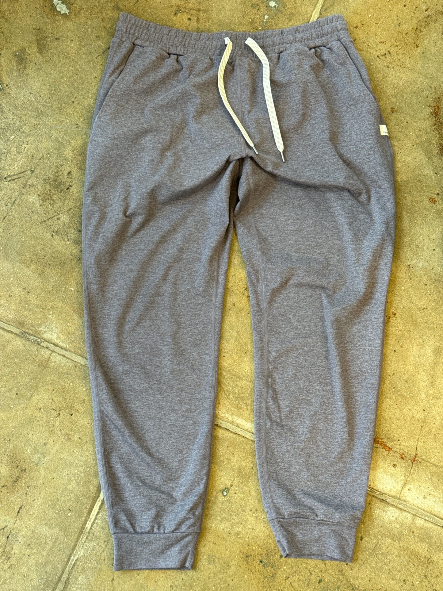 Vuori M Purple Pants