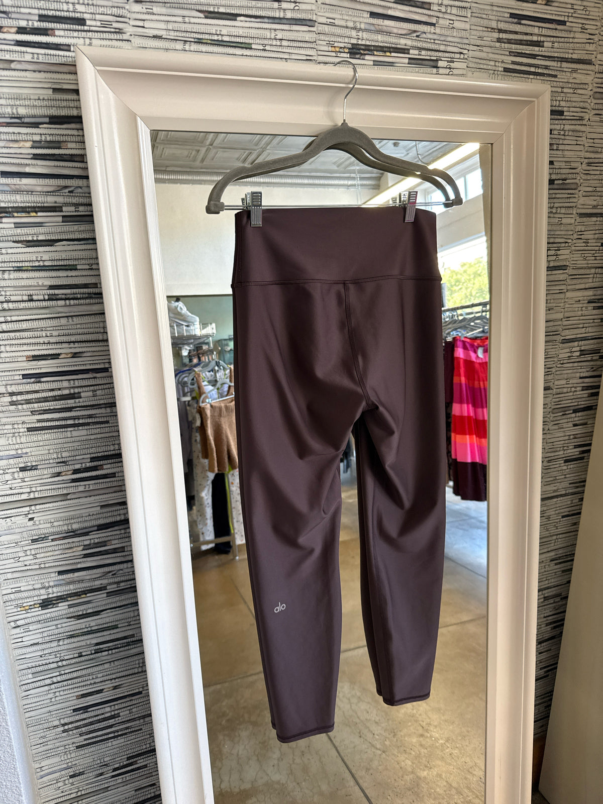 Alo Size L Brown Legging