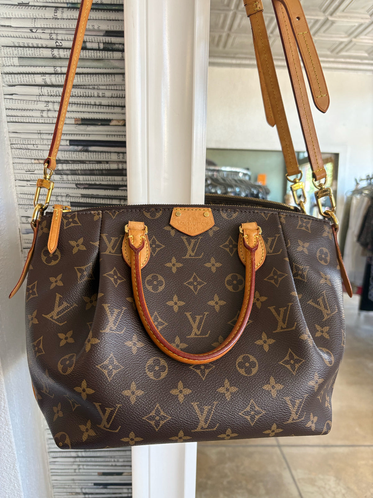 Louis Vuitton Brown Bags/Shoes/Accessories