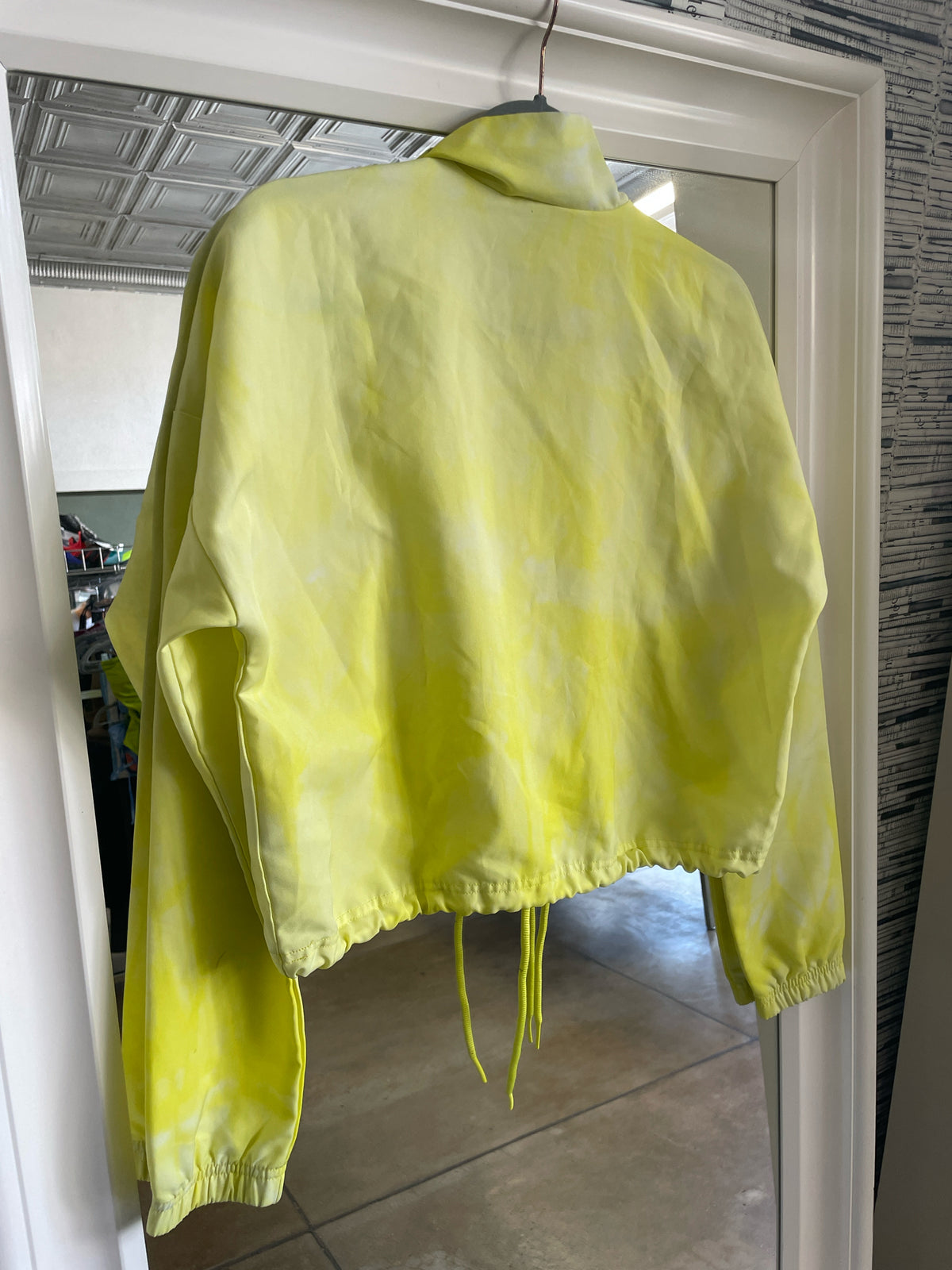 Adidas Size 6 Yellow Tie Dye Pullover/Hoodie