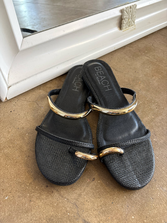 Beach Shoe Size 9 Black Sandals