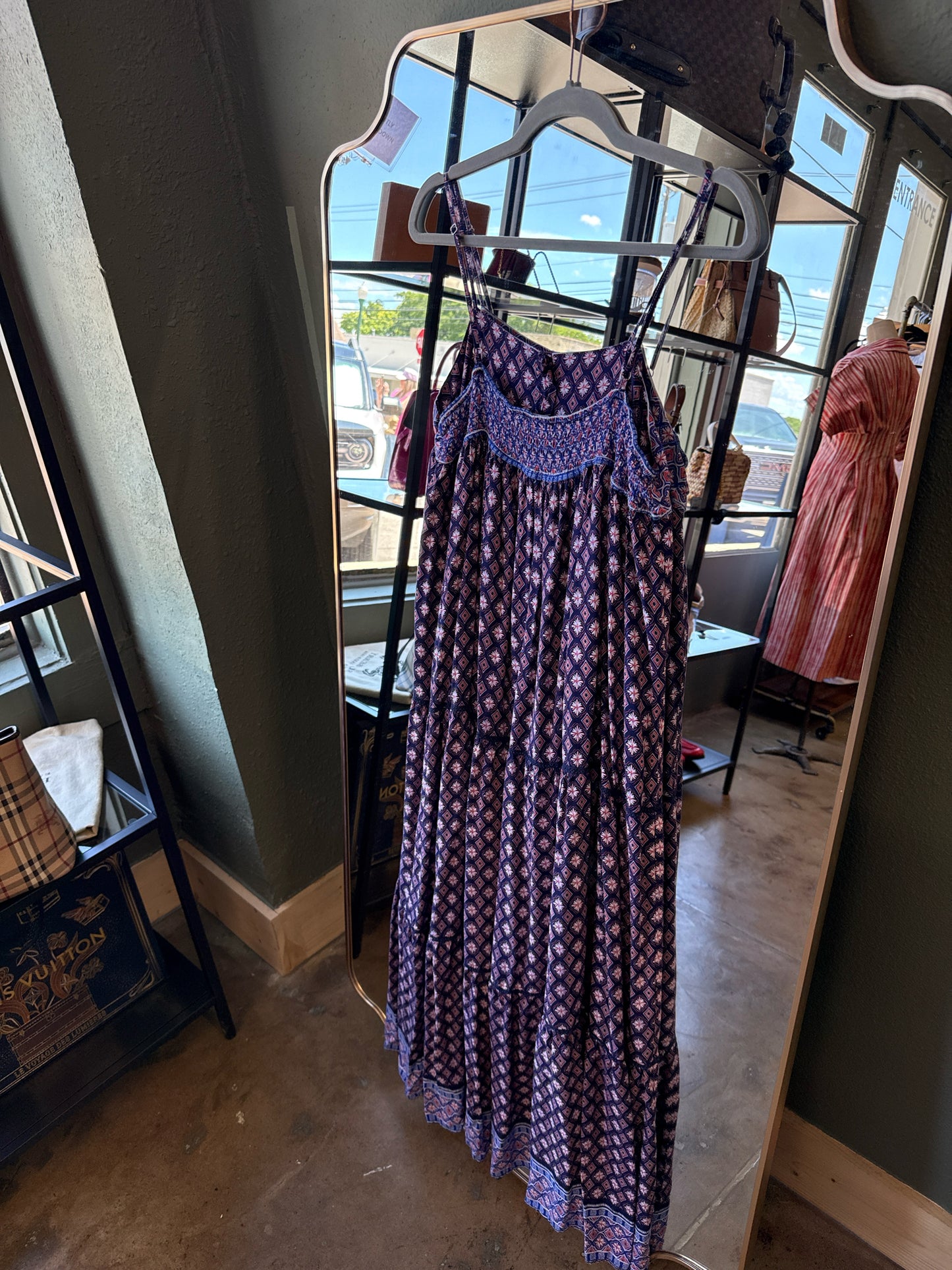 In Loom Size L Blue spagetti strap Dress
