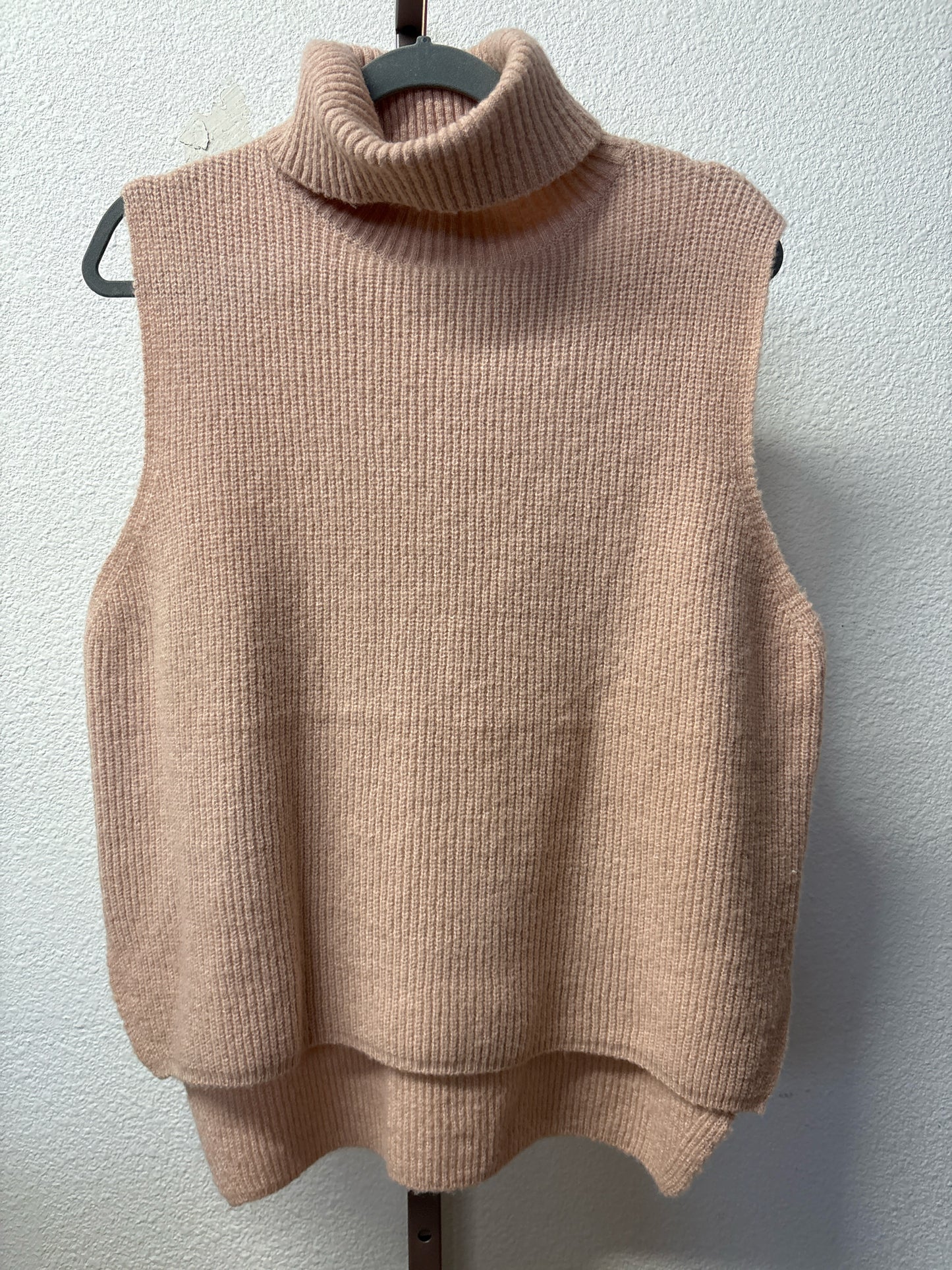 Double Zero Size M Sweater