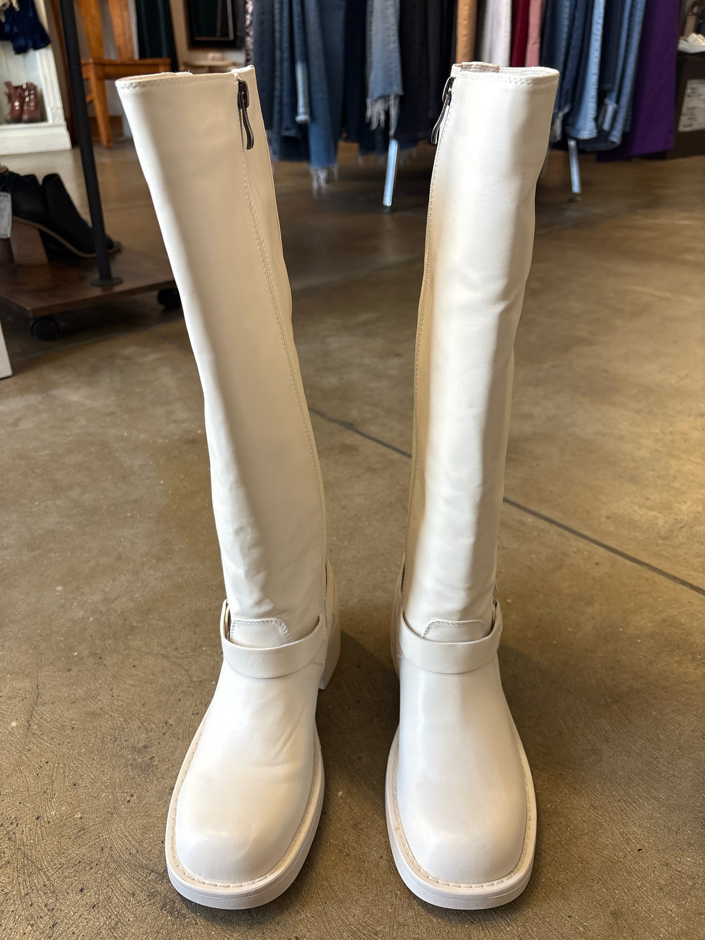 Billini Shoe Size 7 White Tall Boots