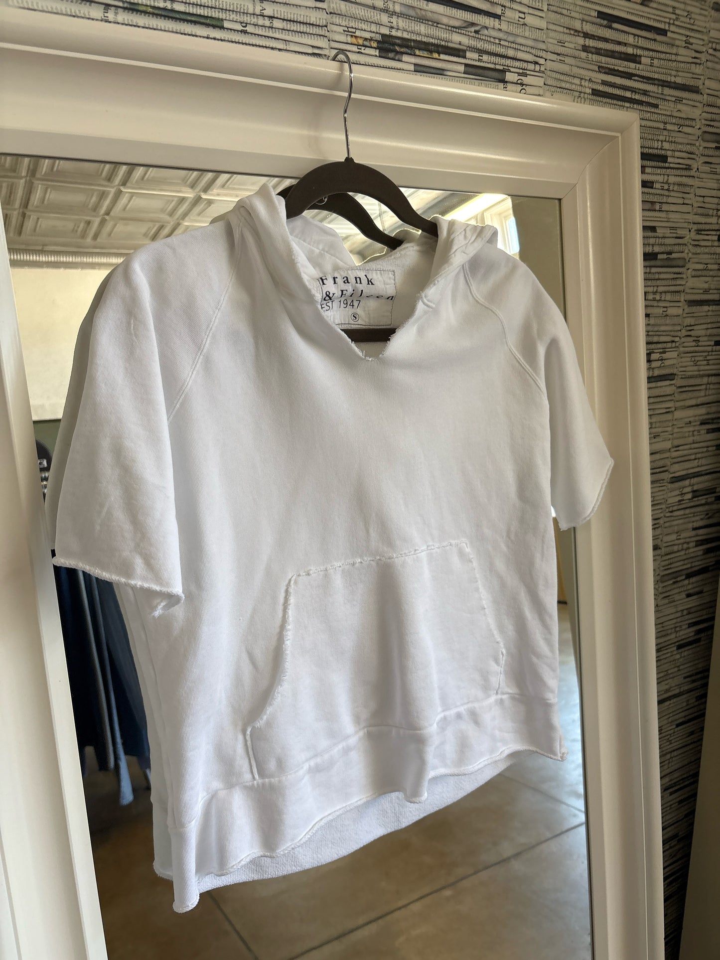 Frank & Eileen Size S White Pullover/Hoodie