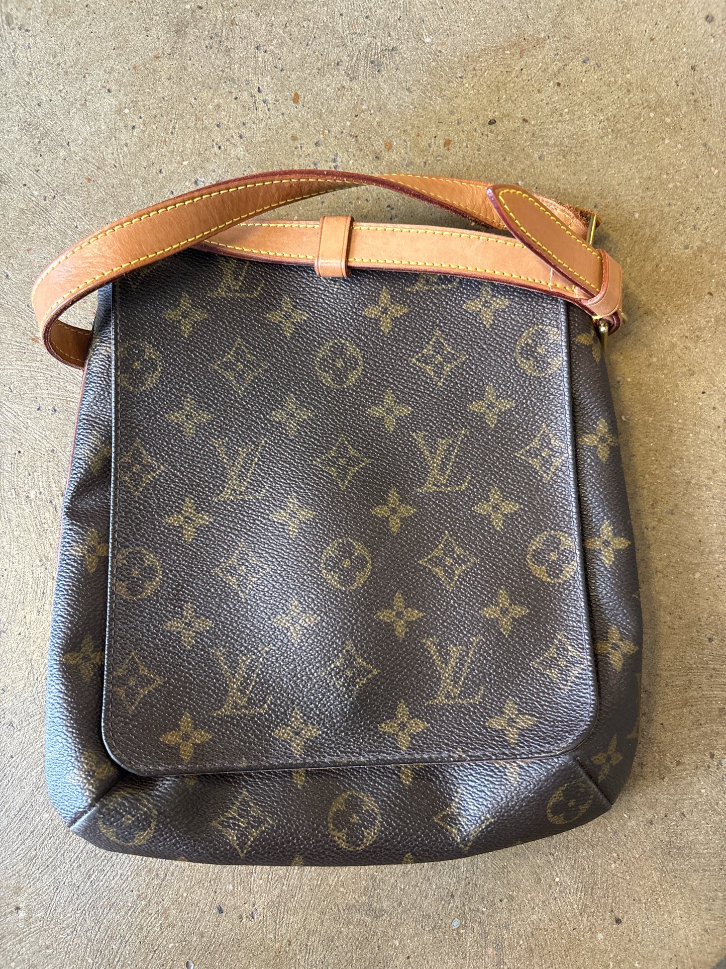 Louis Vuitton Bag