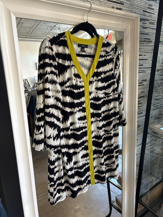 Alfani Size M Black/White/Multi Dress