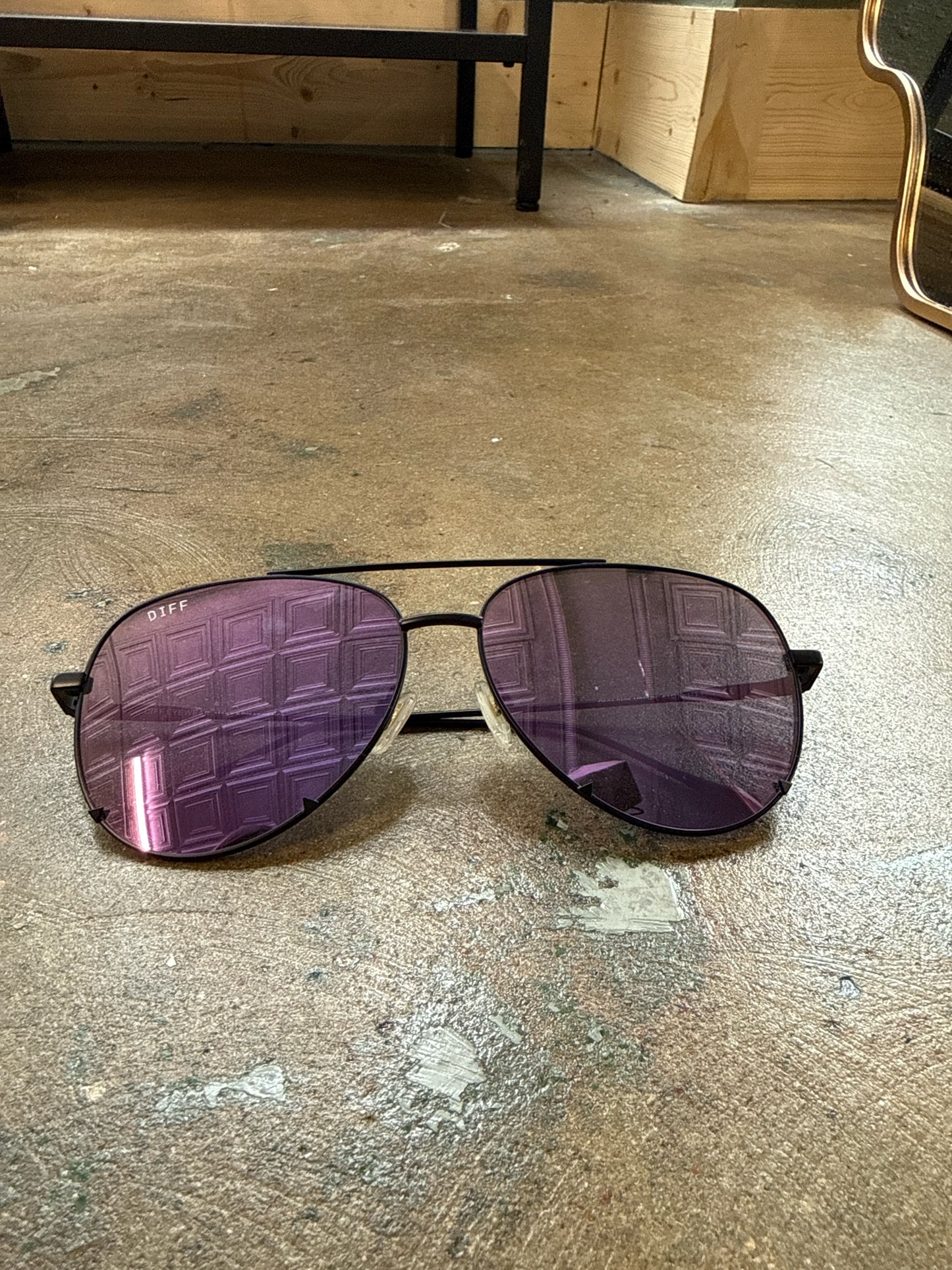 DIFF Eyewear