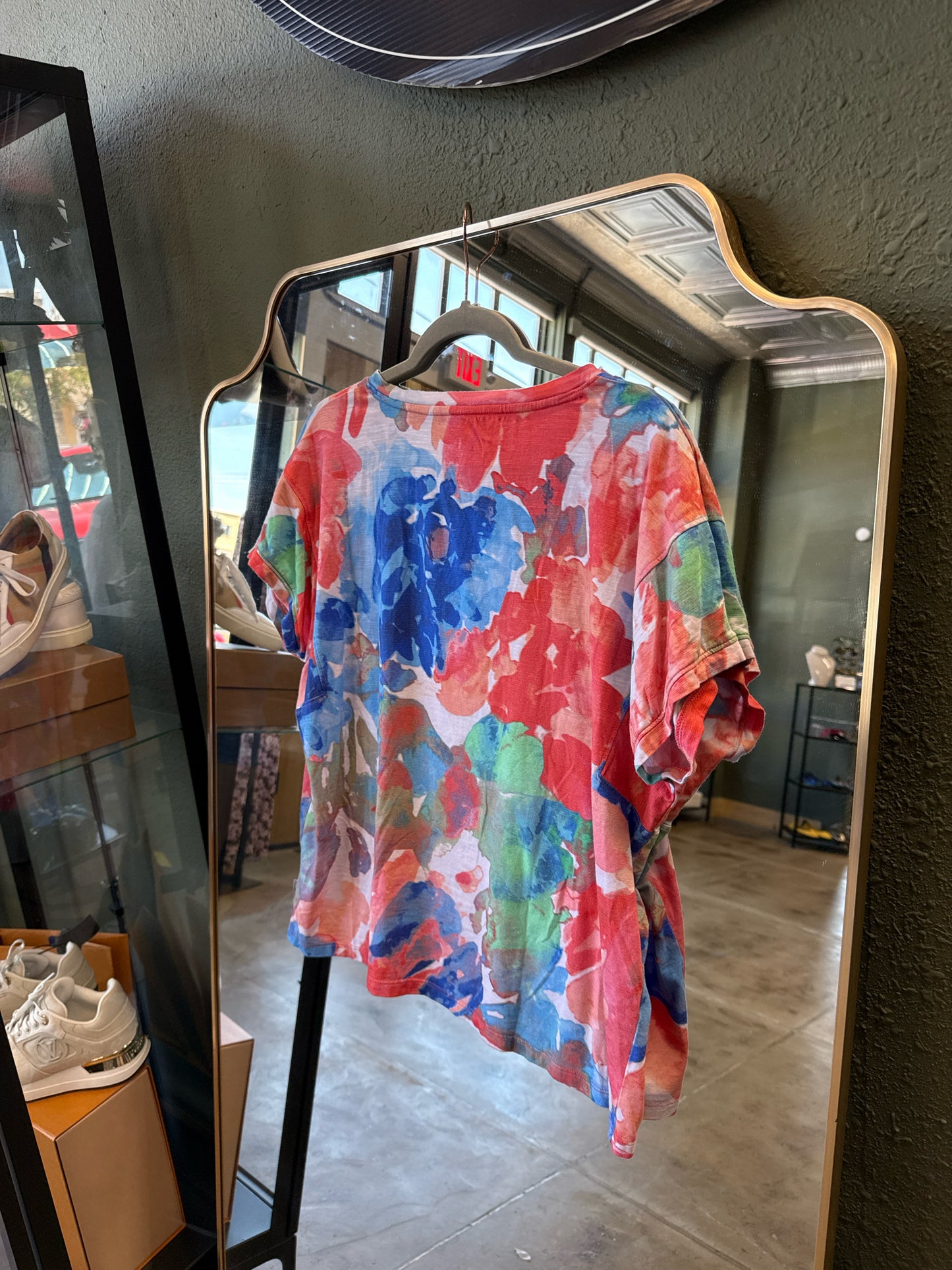 T by Talbots Size M Coral/Blue Tee