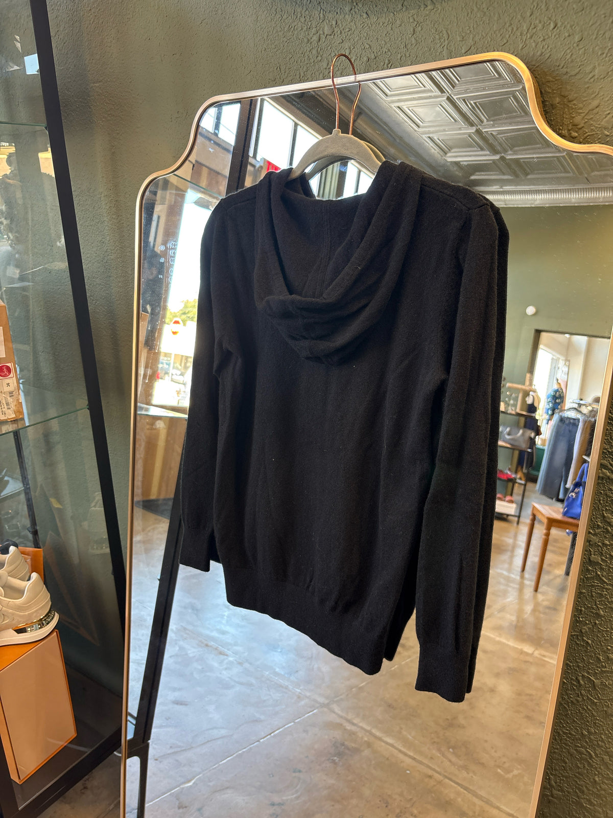 Quince Size S Black Sweater