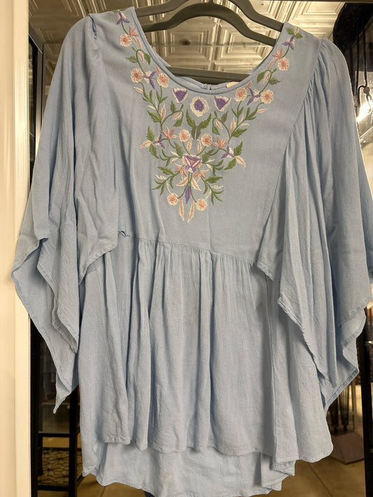 entro Size L Blue Floral Top