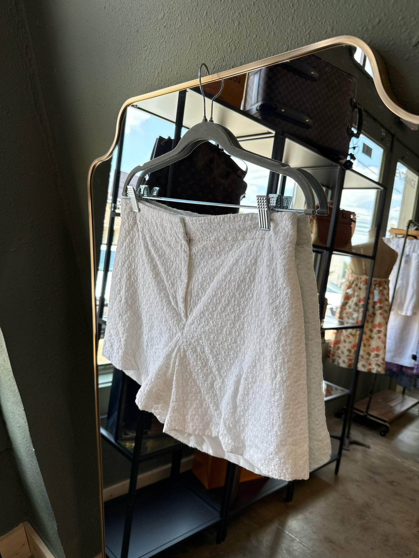 WHBM Size 10 White Shorts