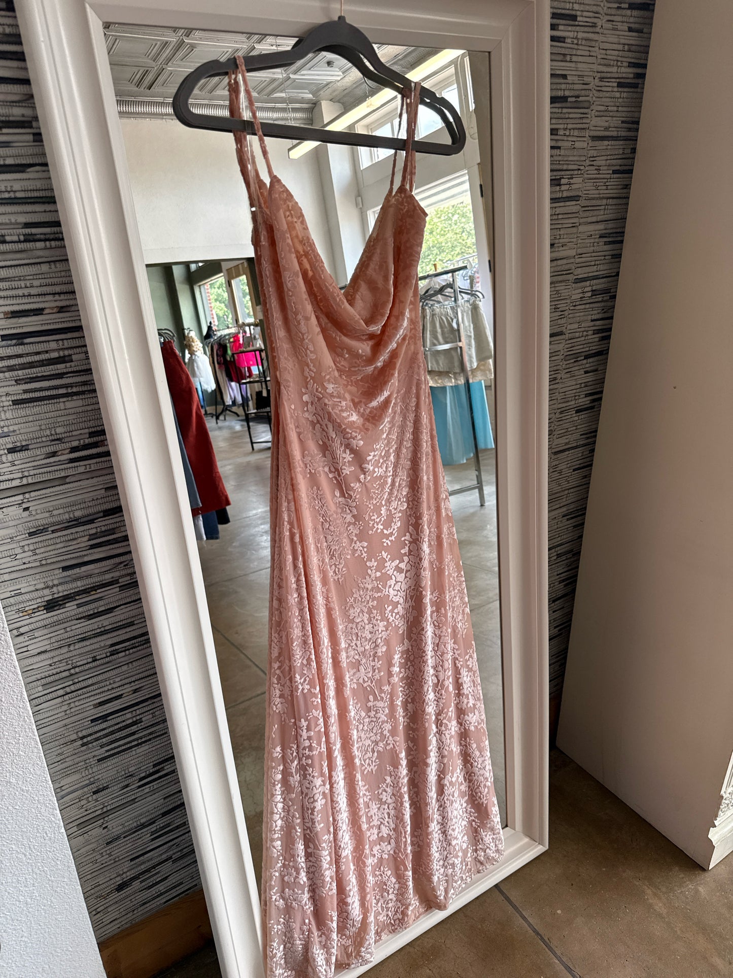 Princess  Polly Size 4 Light Pink Dress