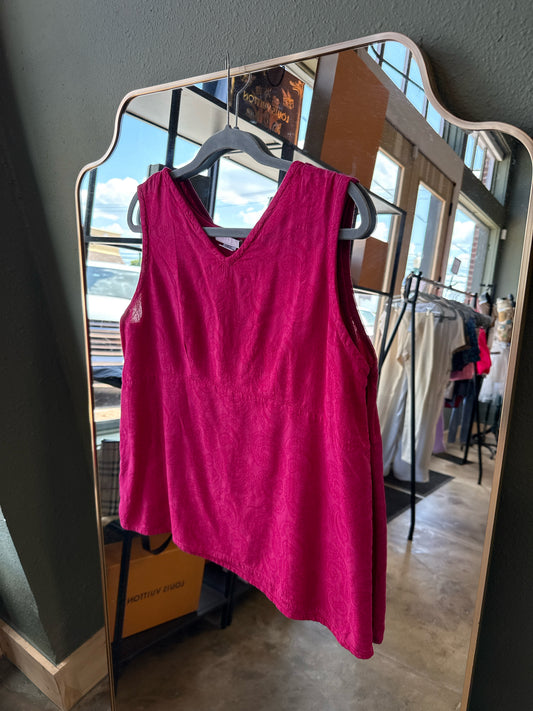 Eucalyptus Size M Pink Top