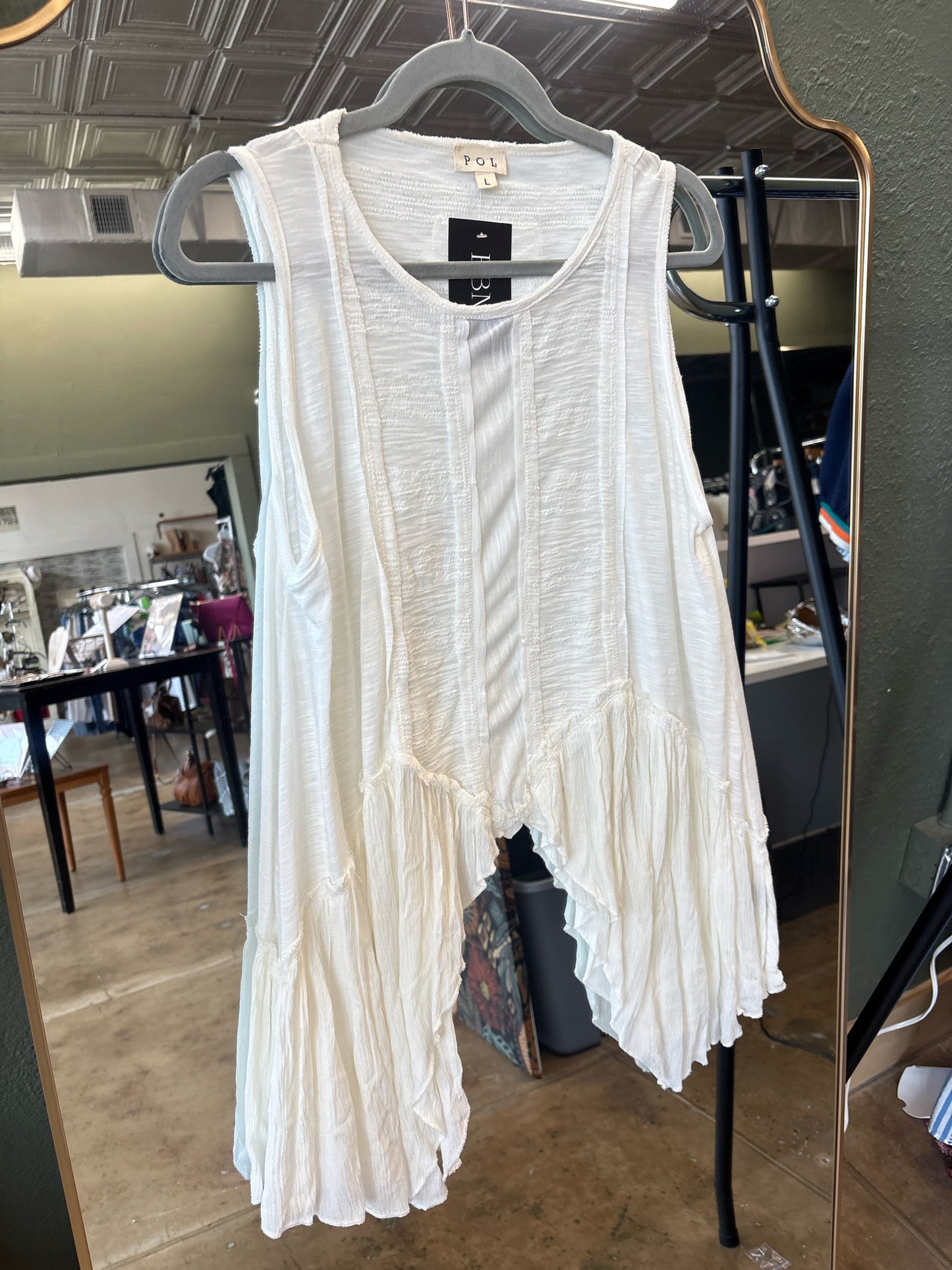 POL Size L Ivory Top